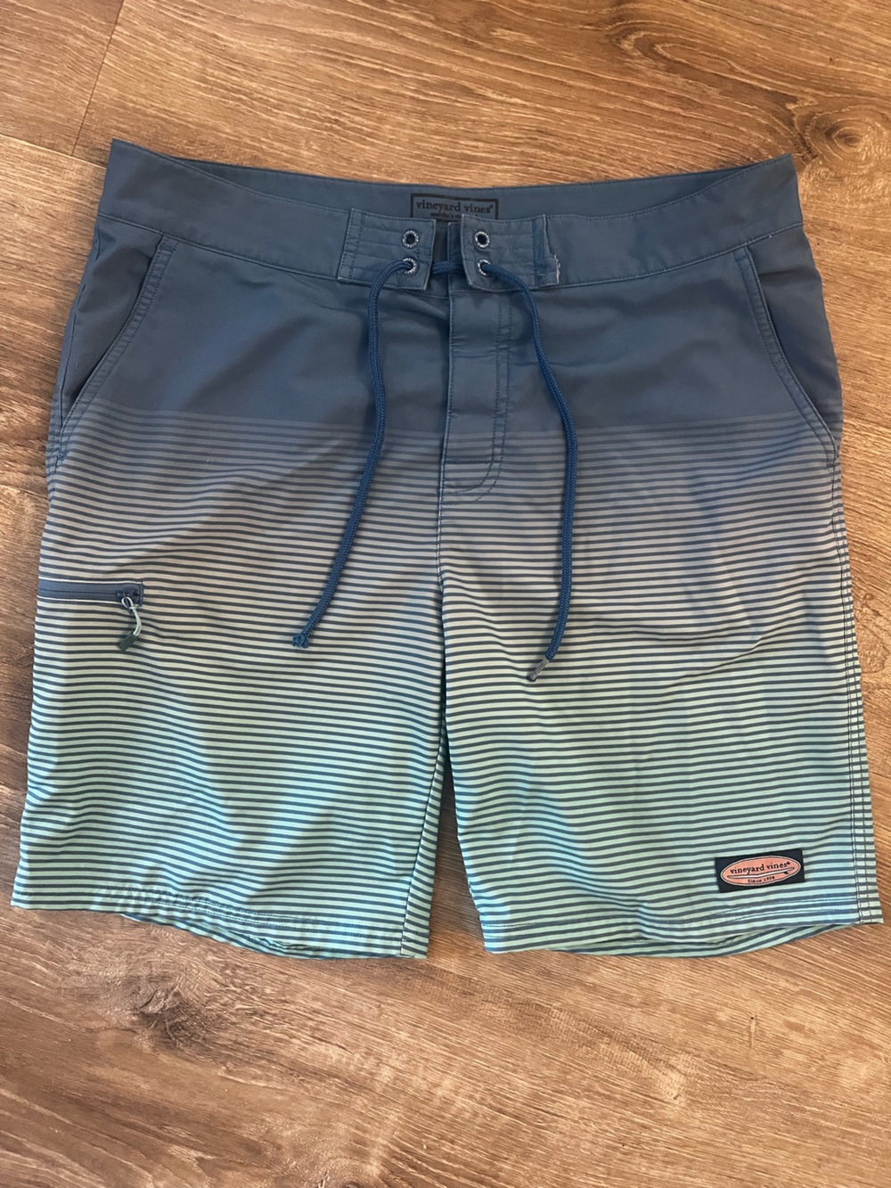 Vineyard Vines Performance Men's Striped Board Shorts Blue/Gray Pockets 33